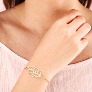 Awesome Hollow Leaf Chain Bracelet